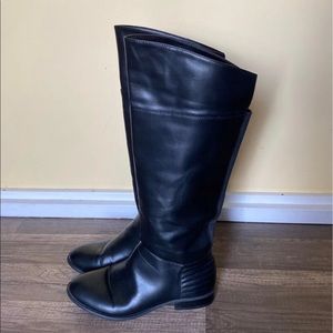 Chinese Laundry black boots size 6